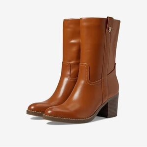 NIB Tommy Hilfiger Theal Bootie size 8.5